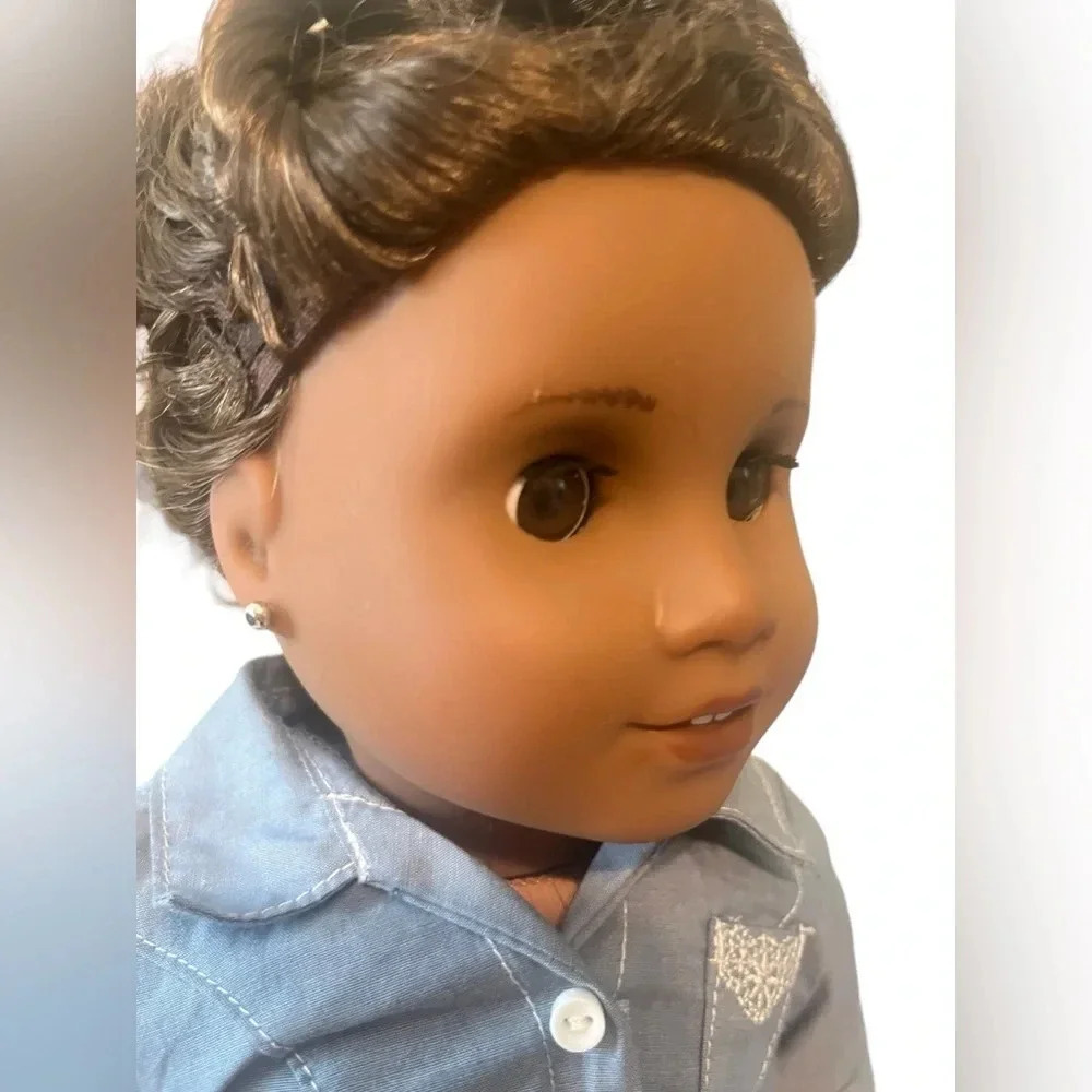American Girl Doll African American Doll 2017 - Picture 8 of 16